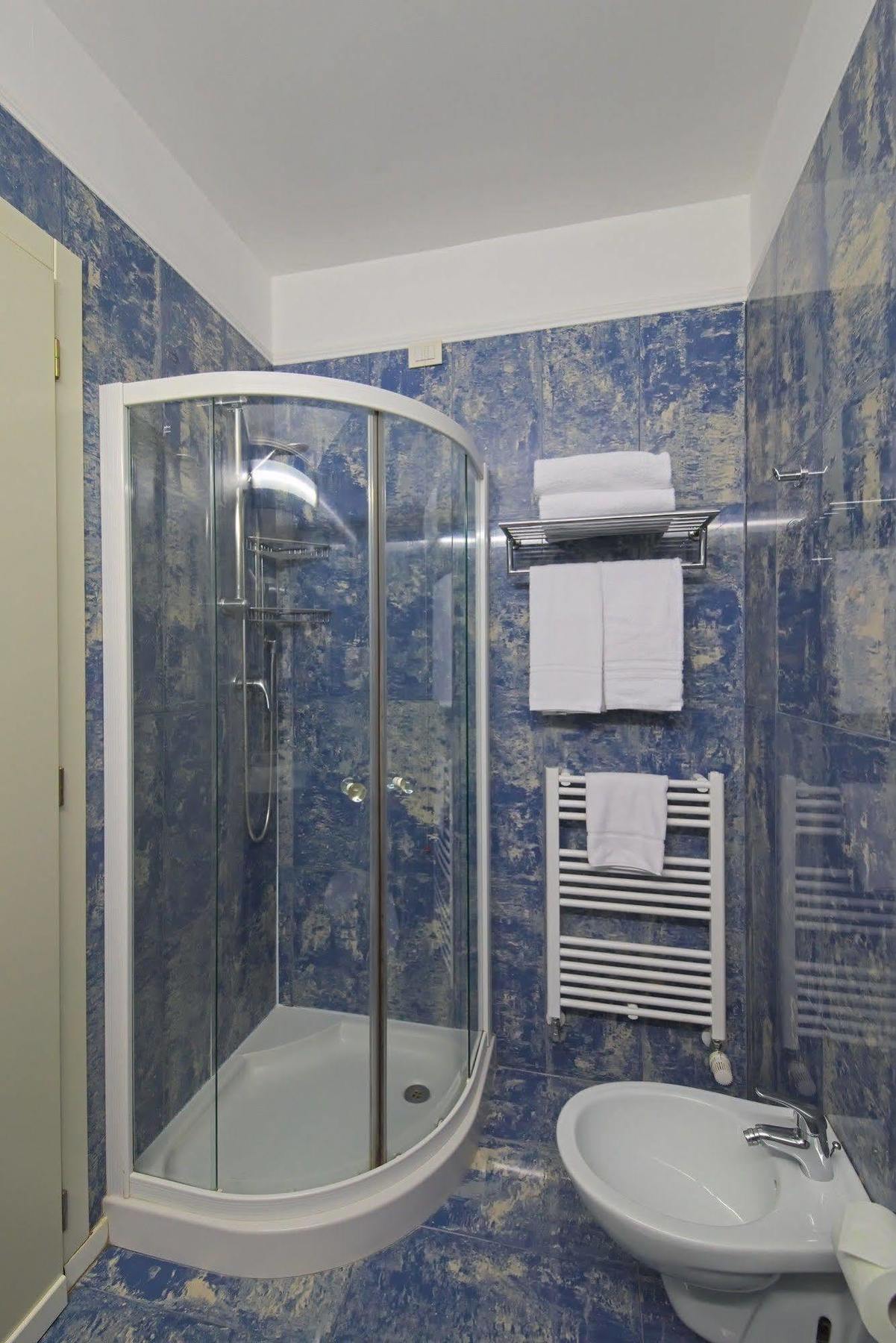 Hotel Noventa 4*